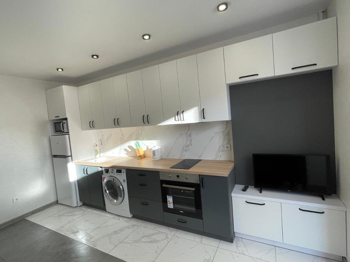 Apartment Premium In Center Ивано-Франкивск Екстериор снимка