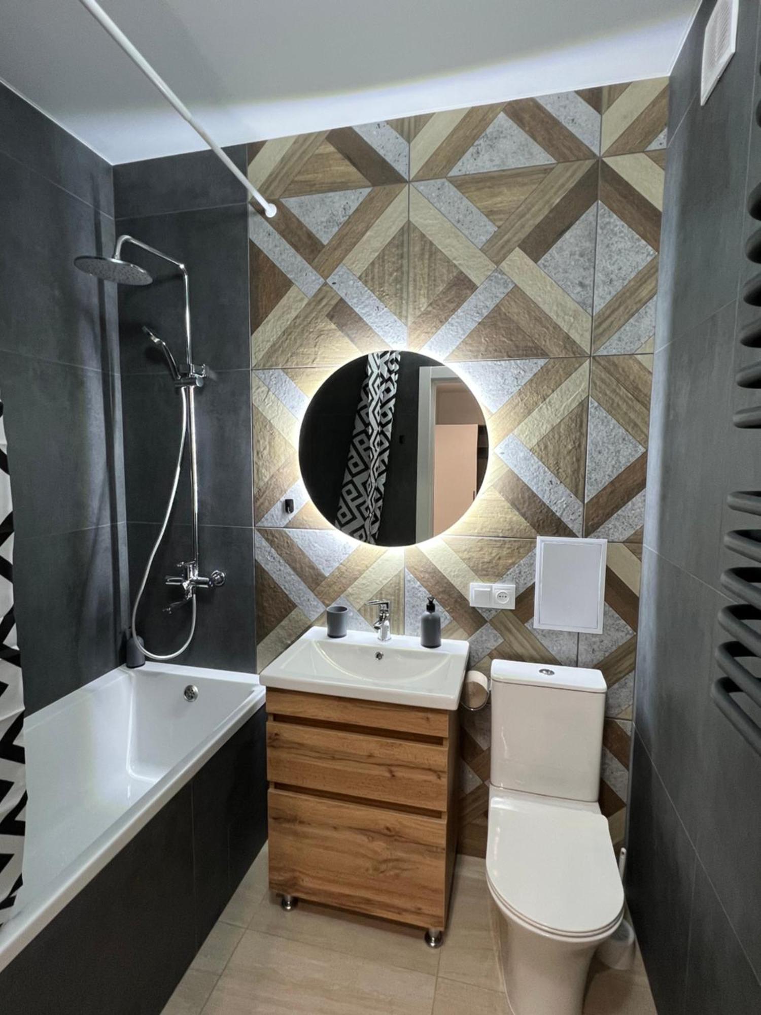Apartment Premium In Center Ивано-Франкивск Екстериор снимка