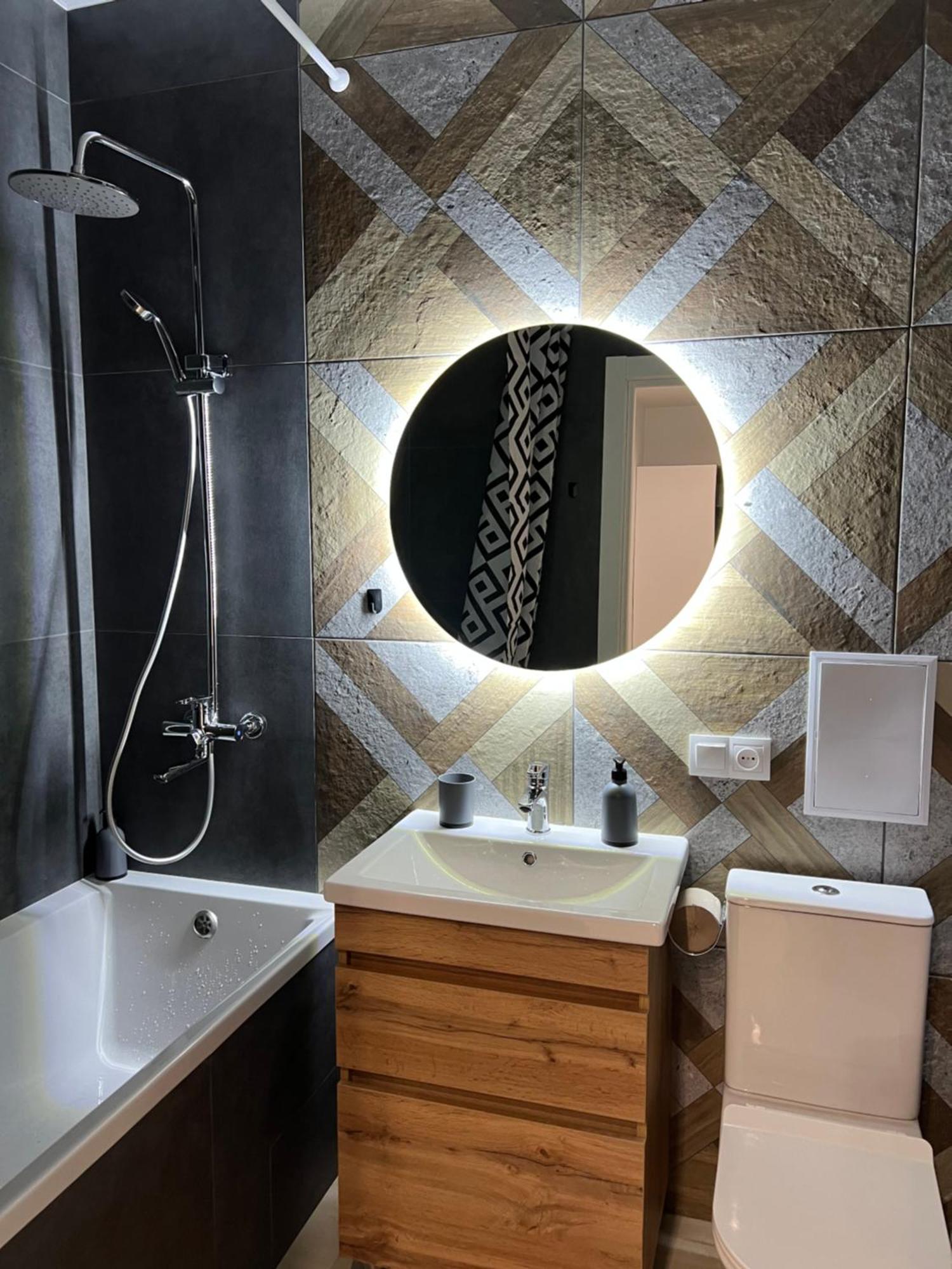 Apartment Premium In Center Ивано-Франкивск Екстериор снимка